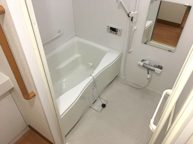 【特優賃】コーシャハイツ法円坂37号館−浴室